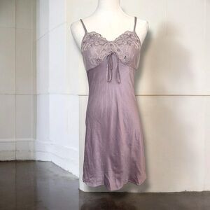 Vintage Elegant Lavender Lace Chemise slip dress silky satin Fairycore shimmer M